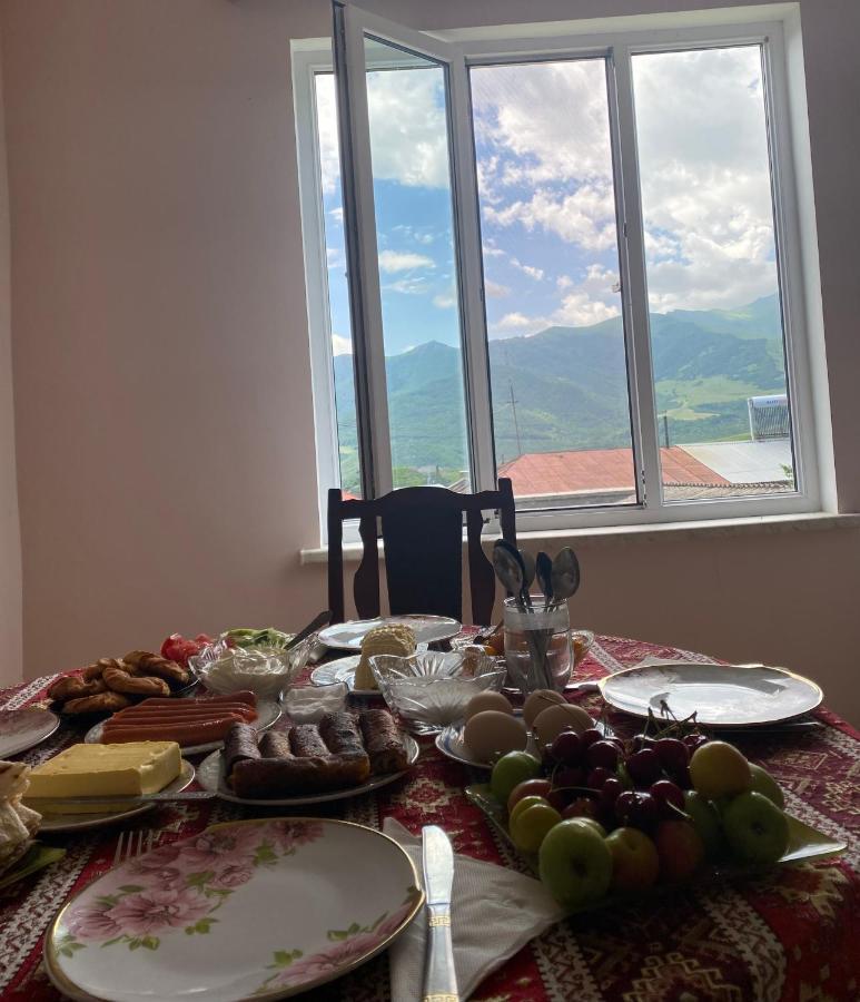 Gevorgyans Bed & Breakfast Tat'ev Ngoại thất bức ảnh